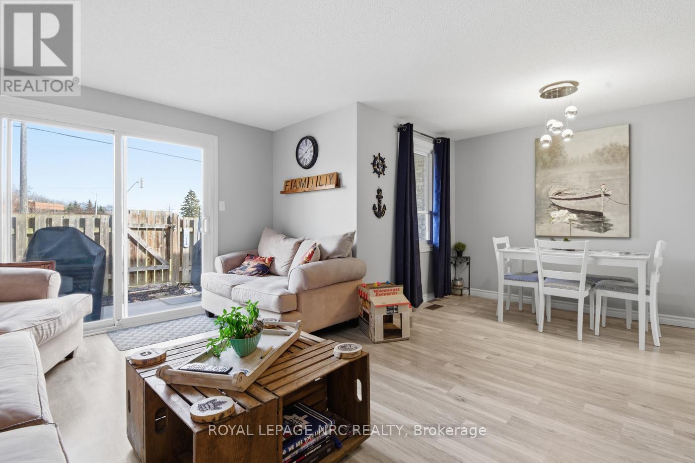 12 - 242 Lakeport Drive, St. Catharines, Ontario  L2N 6V2 - Photo 7 - X12857620