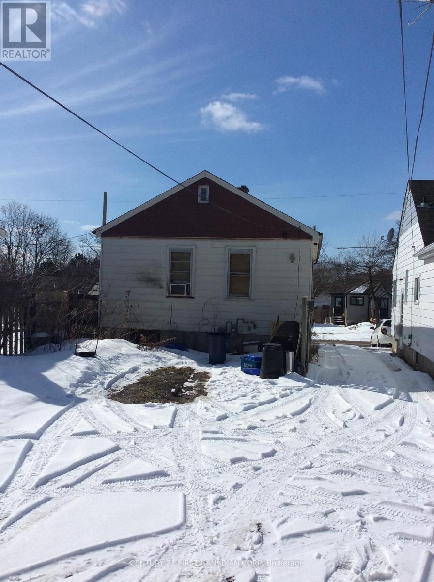 72 Lyman Street, London East, Ontario  N5Y 1M6 - Photo 7 - X12825142