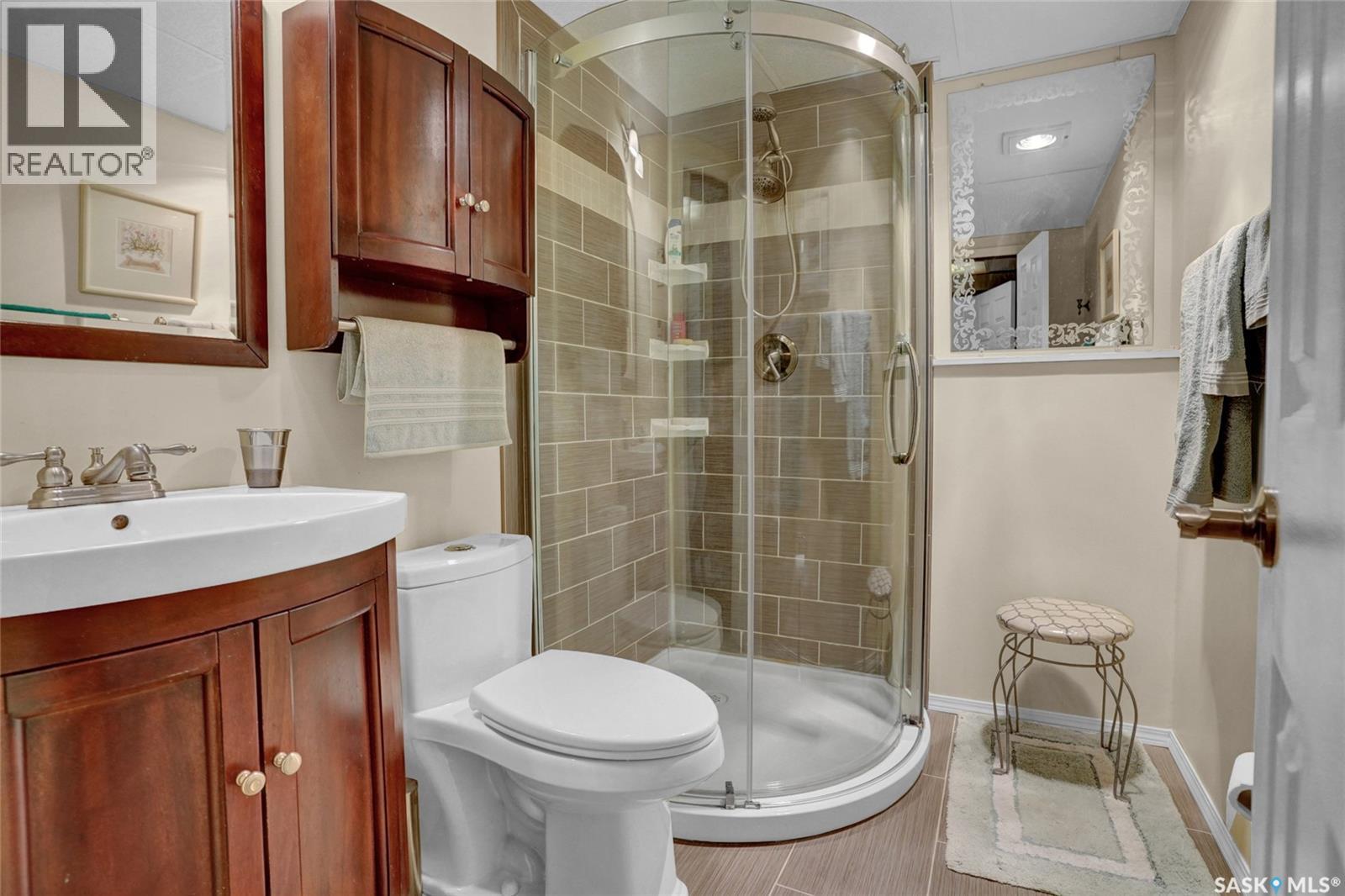 69 Thorn Crescent, Moose Jaw, Saskatchewan  S6J 1J2 - Photo 36 - SK029769