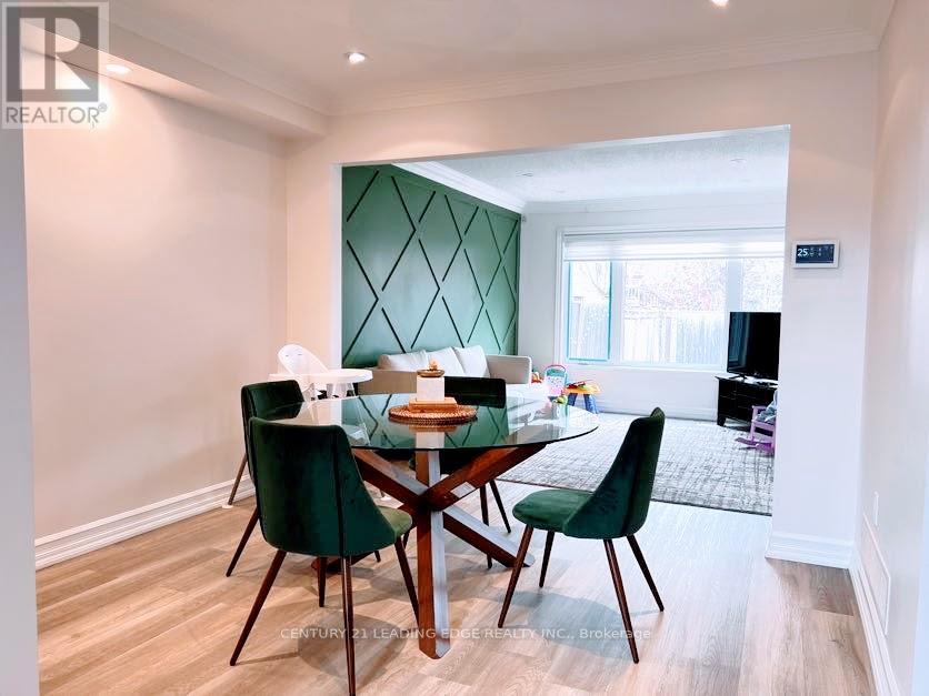 5 Opal Court, Whitchurch-Stouffville, Ontario  L4A 8C2 - Photo 11 - N12857610