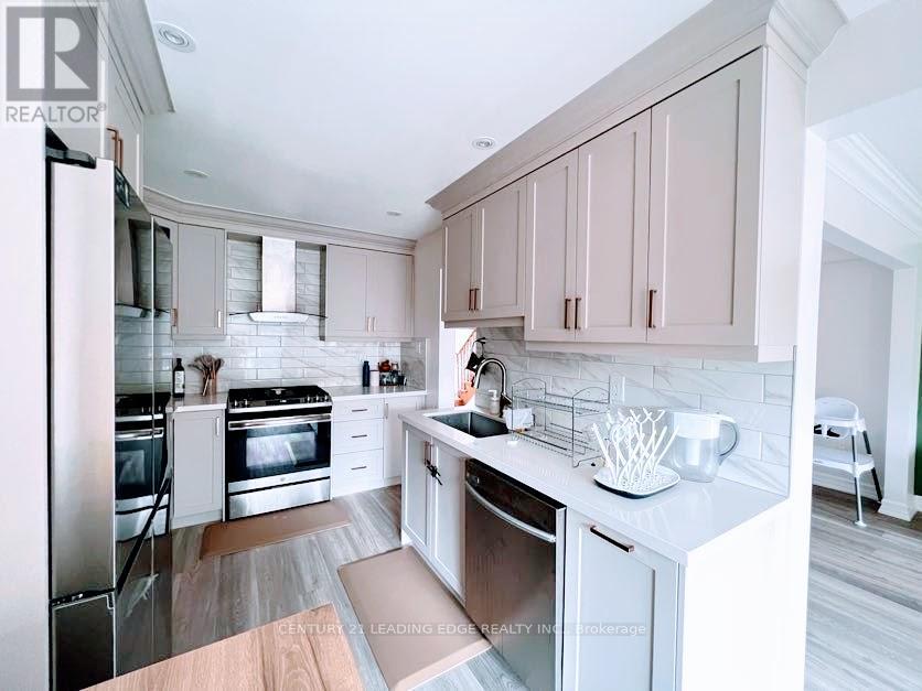 5 Opal Court, Whitchurch-Stouffville, Ontario  L4A 8C2 - Photo 15 - N12857610