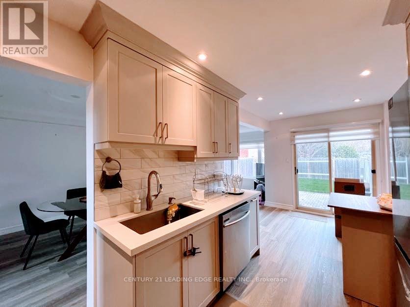 5 Opal Court, Whitchurch-Stouffville, Ontario  L4A 8C2 - Photo 21 - N12857610