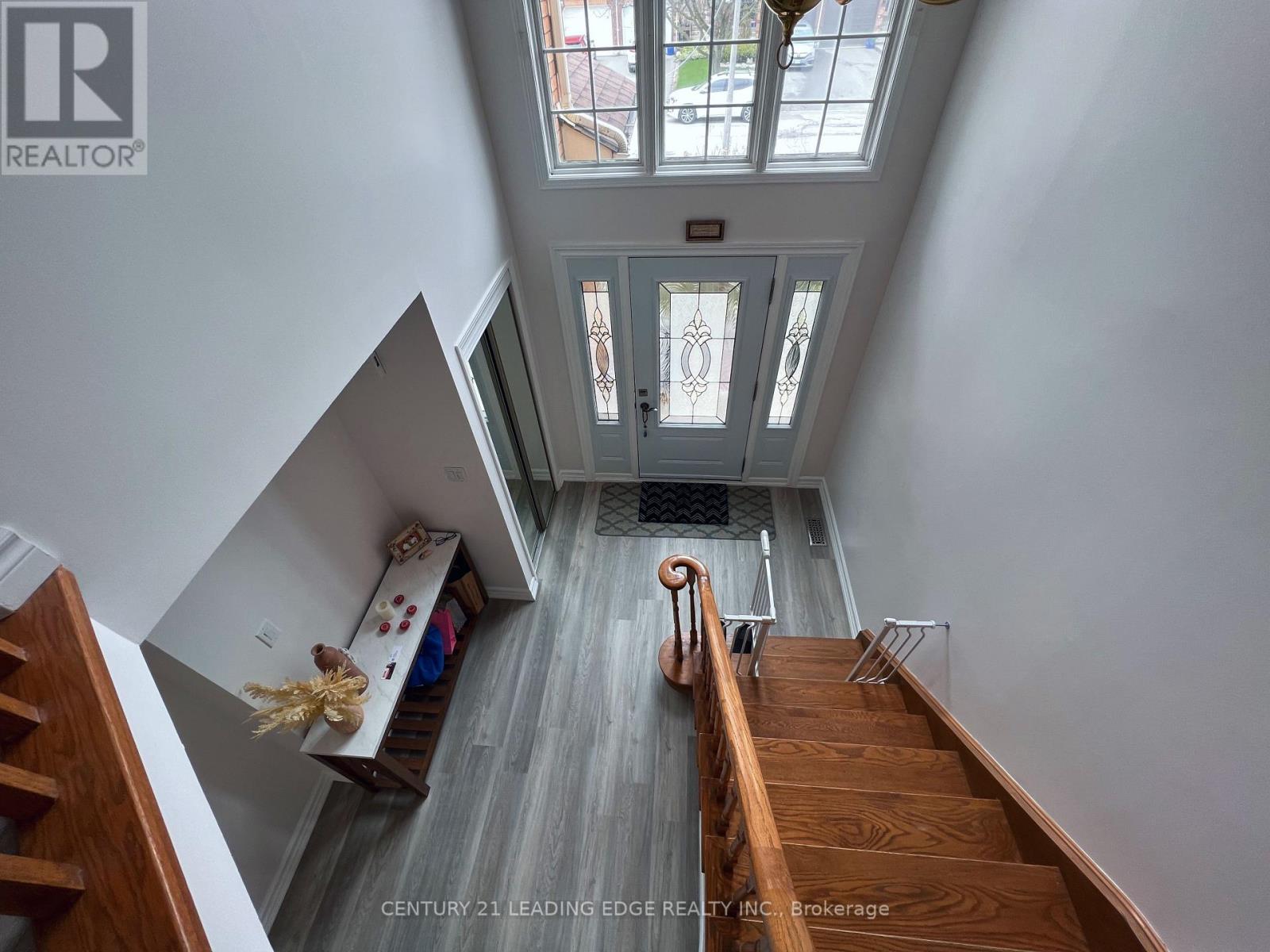 5 Opal Court, Whitchurch-Stouffville, Ontario  L4A 8C2 - Photo 5 - N12857610