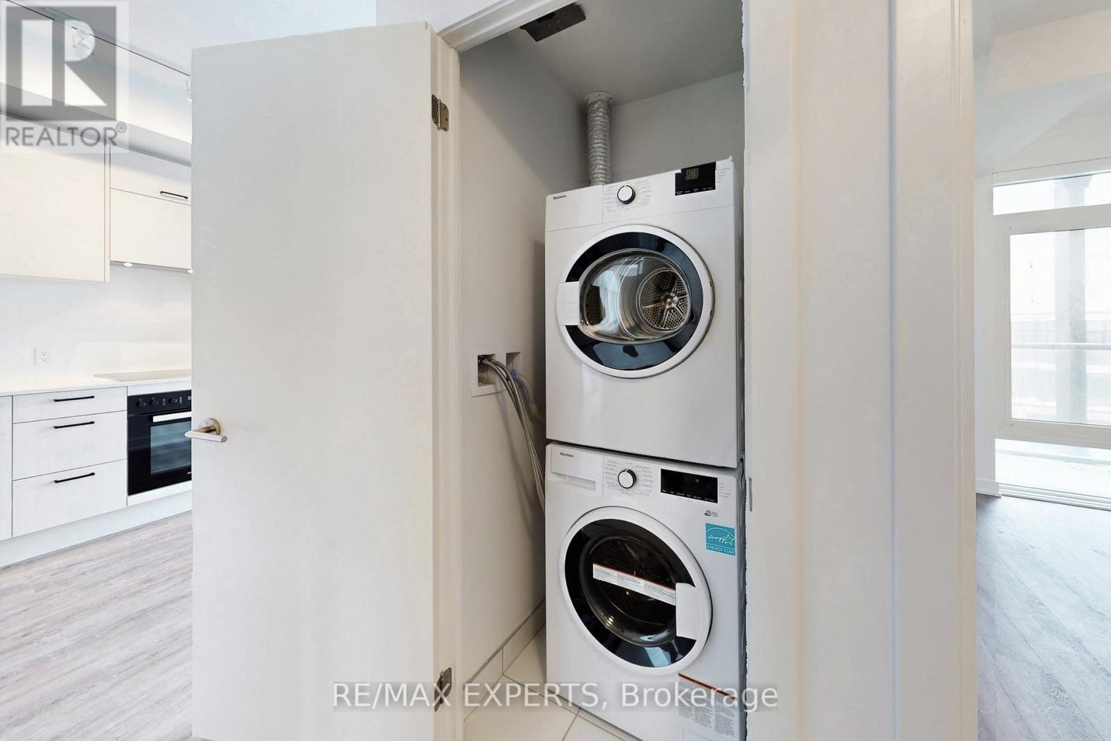 808 - 1 Quarrington Lane, Toronto, Ontario  M3C 0S4 - Photo 15 - C12857258