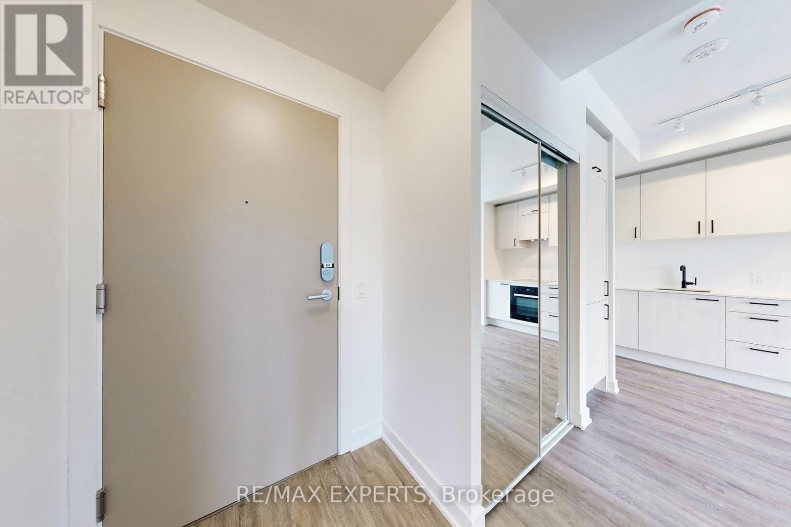 808 - 1 Quarrington Lane, Toronto, Ontario  M3C 0S4 - Photo 16 - C12857258