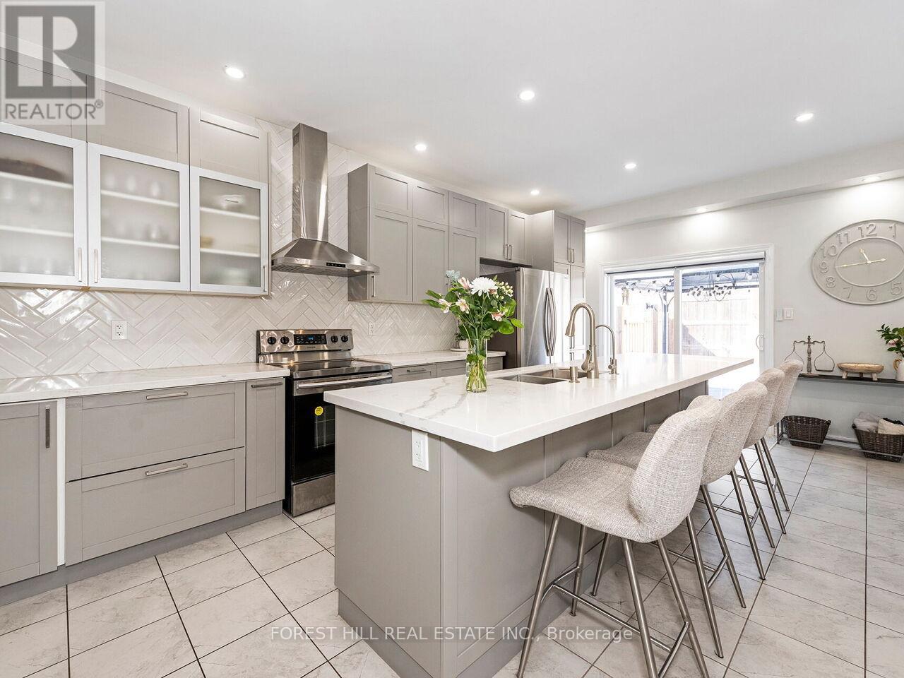 488 LINDEN DRIVE Cambridge, ON N3H 5L5