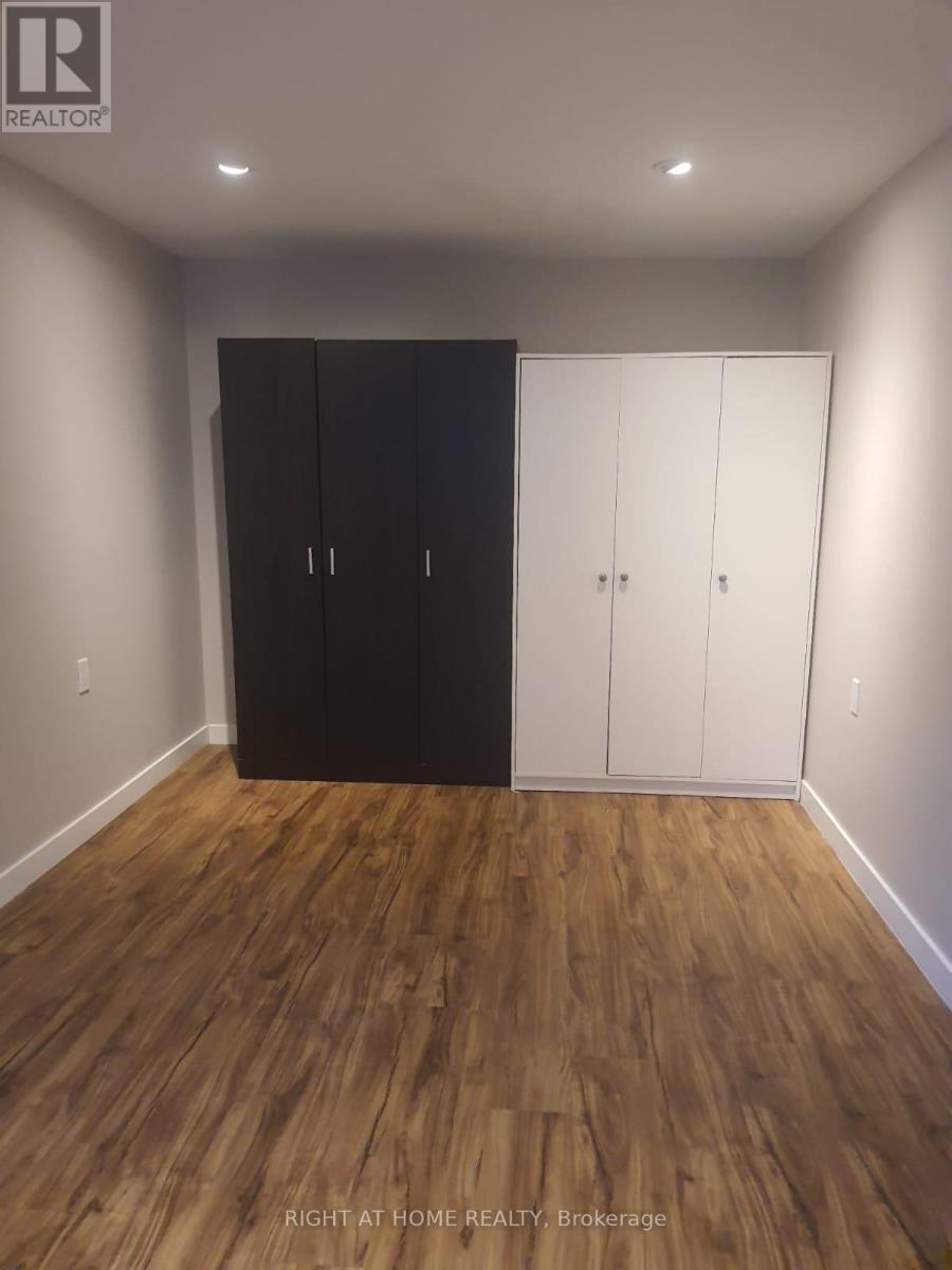 6 - 165 Berry Road, Toronto, Ontario  M8Y 1W4 - Photo 5 - W12857626