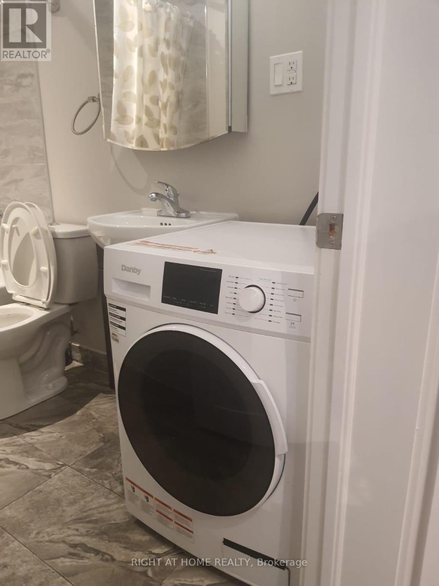 6 - 165 Berry Road, Toronto, Ontario  M8Y 1W4 - Photo 7 - W12857626