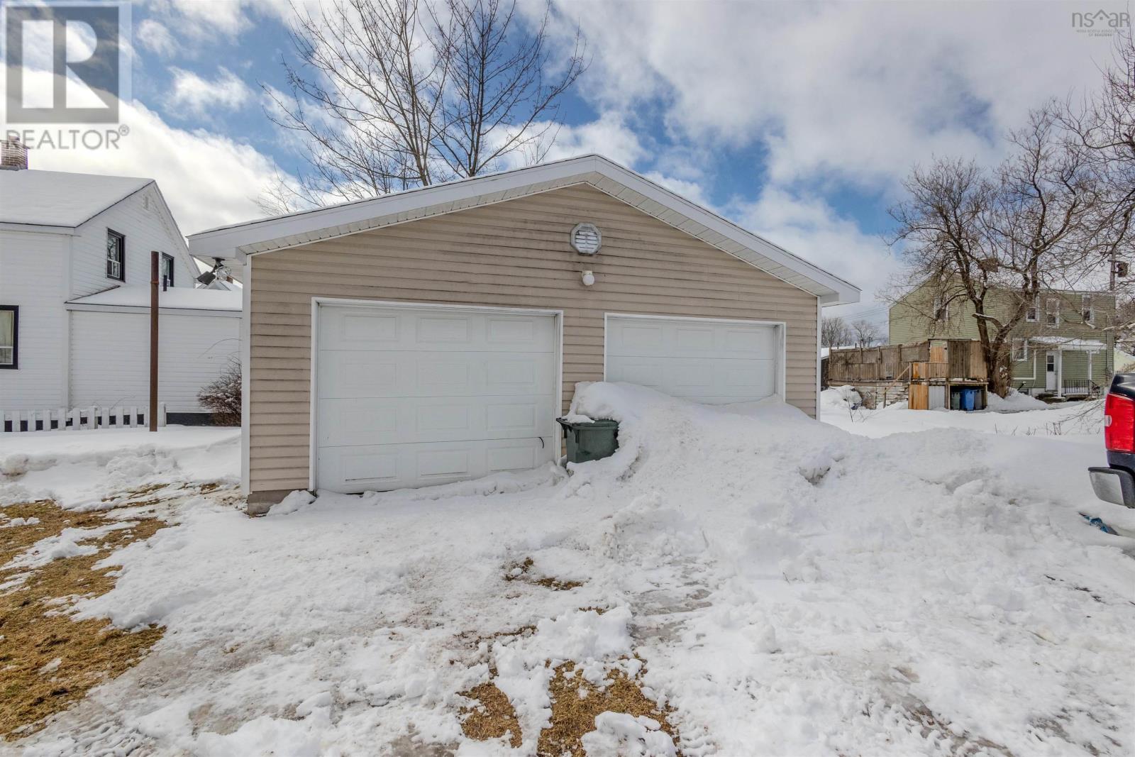 258 Terrace Street, Sydney, Nova Scotia  B1P 2M2 - Photo 31 - 202604025