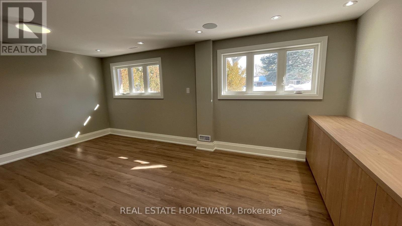 33 Strathcona Drive, St. Catharines, Ontario  L2M 2A8 - Photo 18 - X12853562