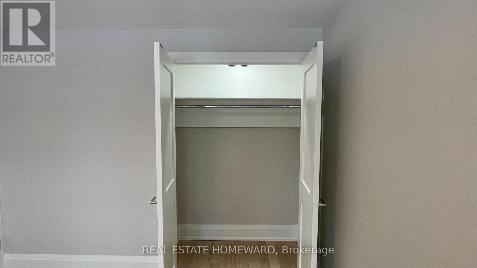 33 Strathcona Drive, St. Catharines, Ontario  L2M 2A8 - Photo 14 - X12853562