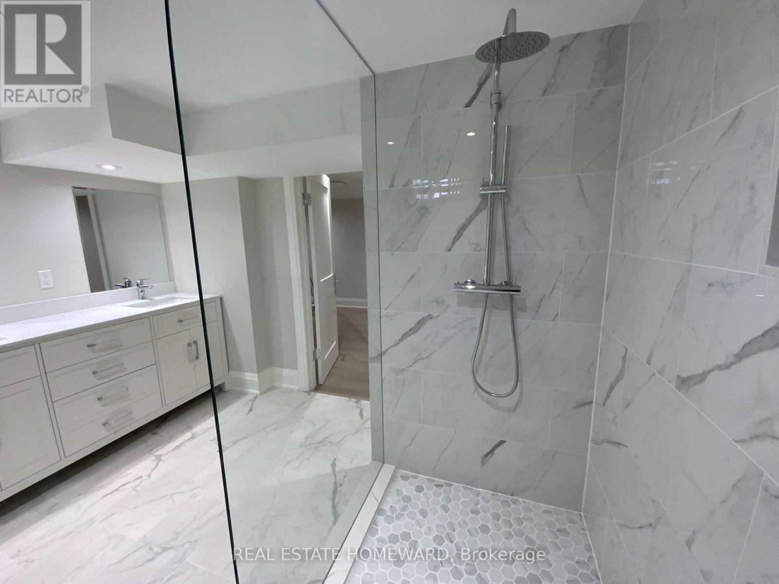 33 Strathcona Drive, St. Catharines, Ontario  L2M 2A8 - Photo 20 - X12853562