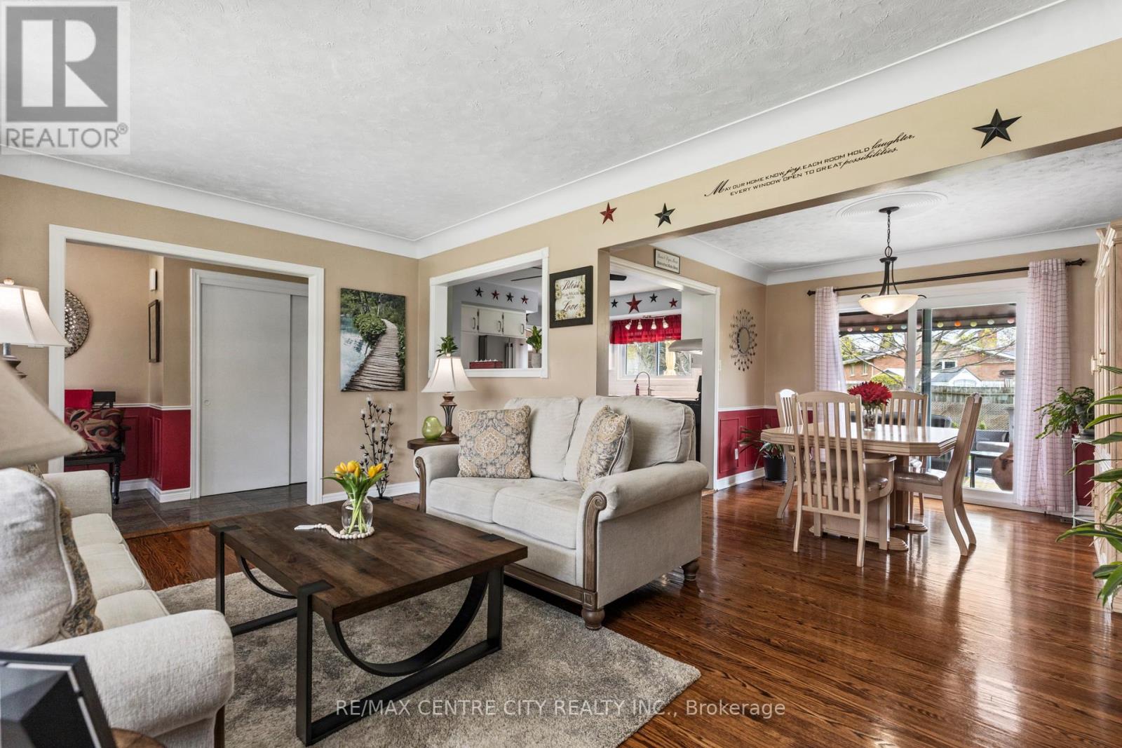 8 Parkview Drive, St. Thomas, Ontario  N5R 4B5 - Photo 23 - X12857636