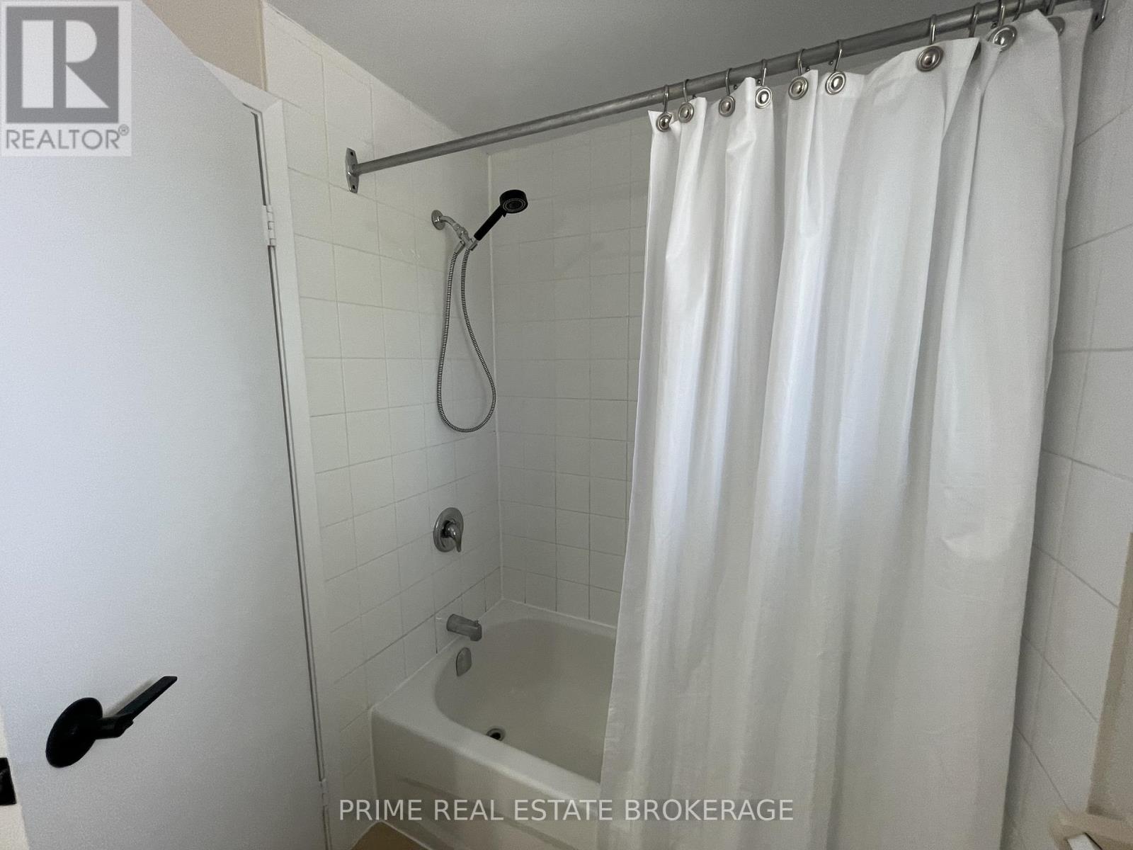 58 - 35 Waterman Avenue, London South, Ontario  N6C 5T8 - Photo 15 - X12857638