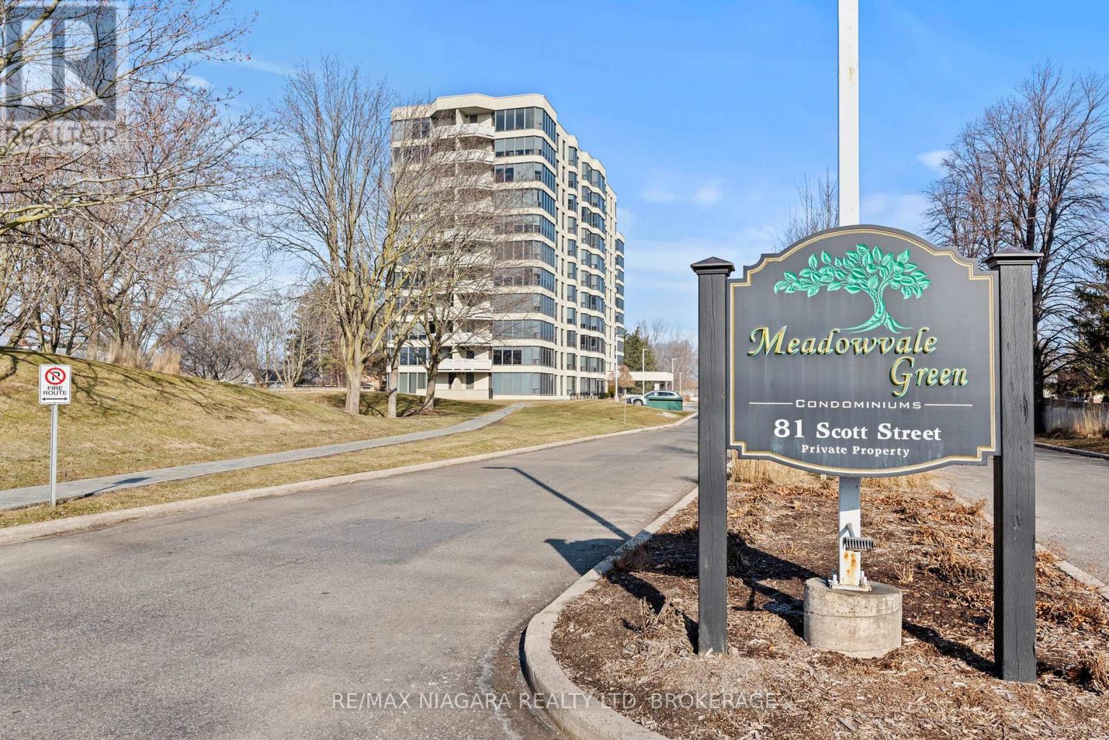 601 - 81 Scott Street, St. Catharines, Ontario  L2N 7L5 - Photo 4 - X12851286