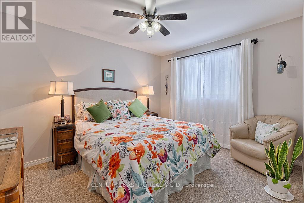 45 Columbine Lane, North Algona Wilberforce, Ontario  K0J 1T0 - Photo 16 - X12857658