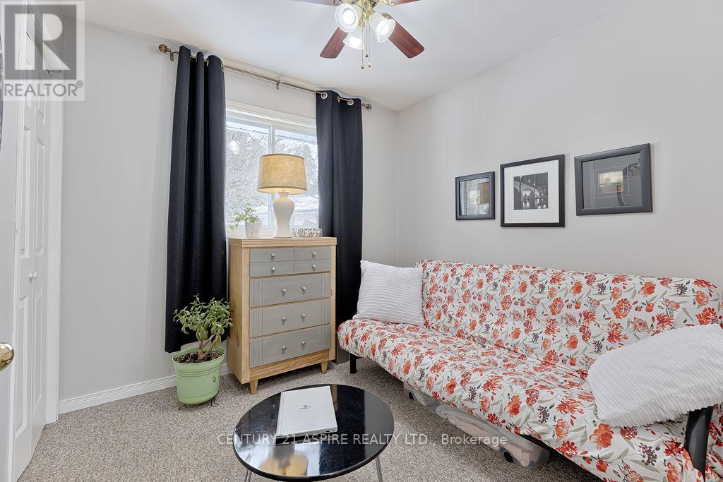 45 Columbine Lane, North Algona Wilberforce, Ontario  K0J 1T0 - Photo 18 - X12857658