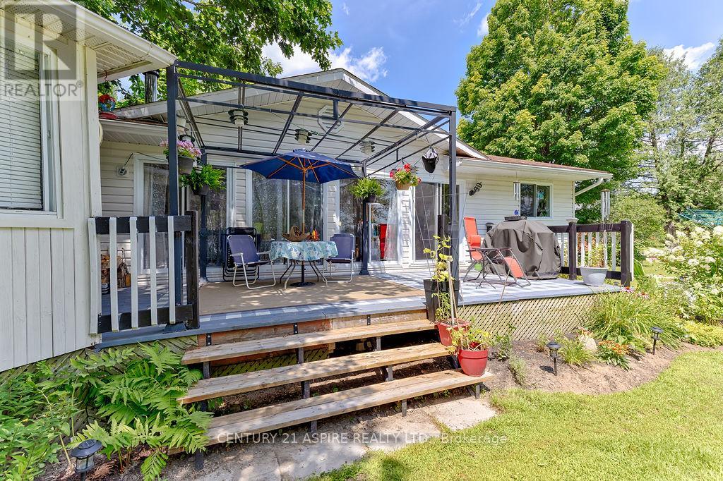 45 Columbine Lane, North Algona Wilberforce, Ontario  K0J 1T0 - Photo 4 - X12857658