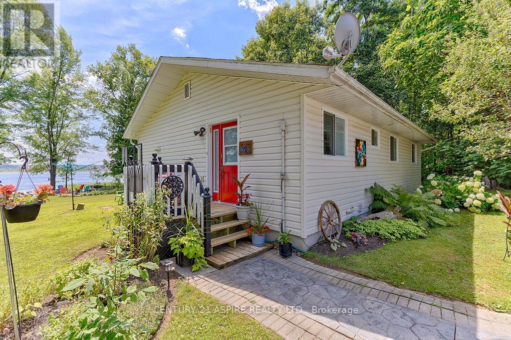 45 Columbine Lane, North Algona Wilberforce, Ontario  K0J 1T0 - Photo 9 - X12857658