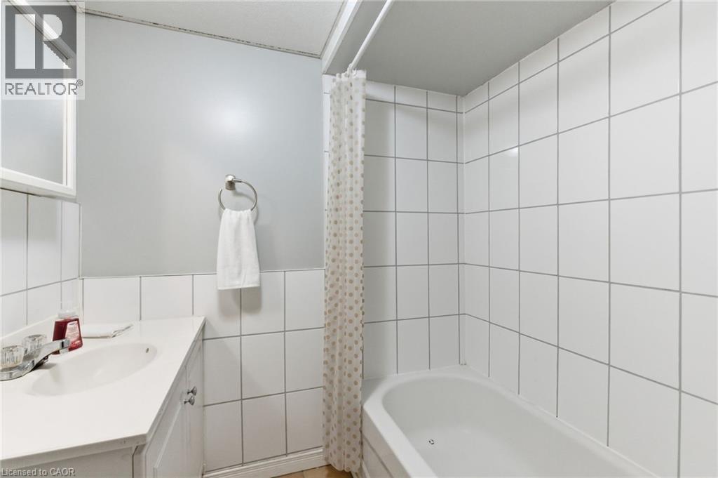 66 Rose Avenue, Thorold, Ontario  L2V 3C8 - Photo 31 - 40791588