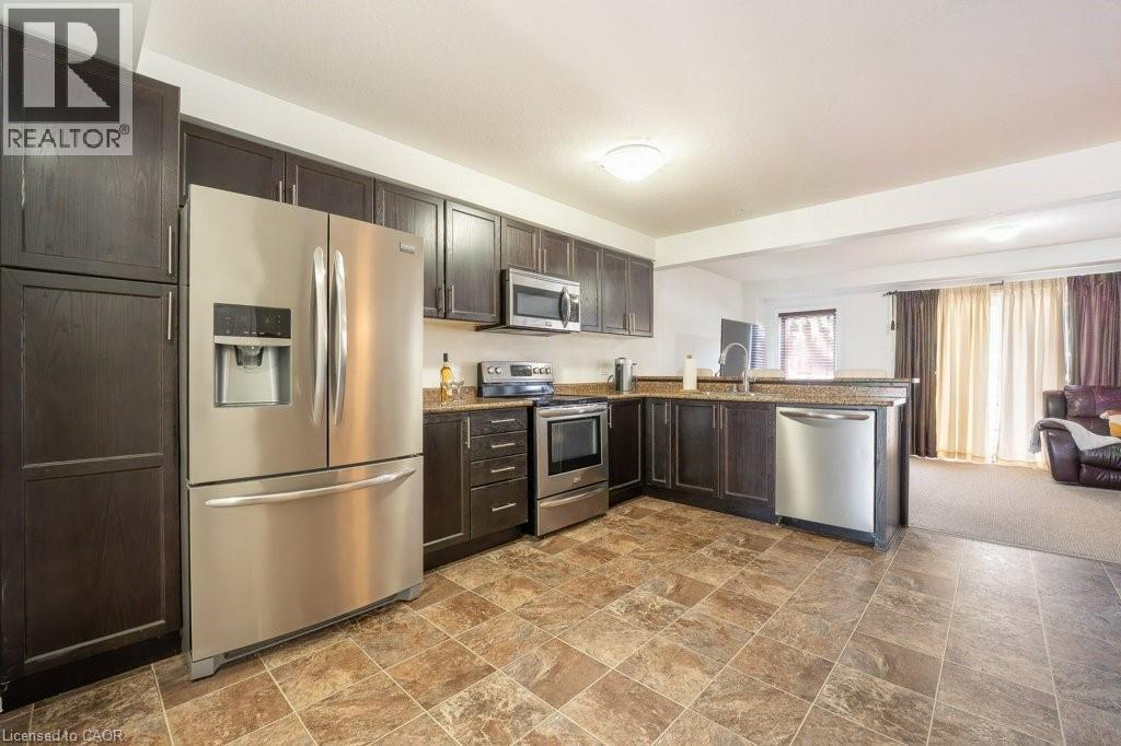 8 Renfrew Street, Kitchener, Ontario  N2R 0G6 - Photo 11 - 40808440