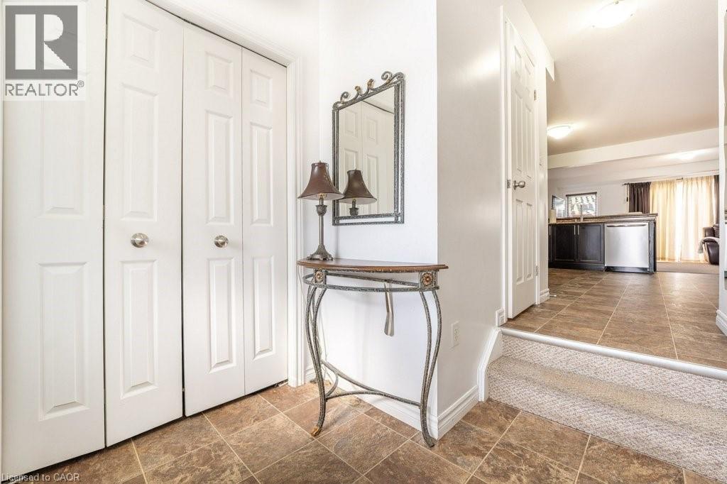 8 Renfrew Street, Kitchener, Ontario  N2R 0G6 - Photo 8 - 40808440