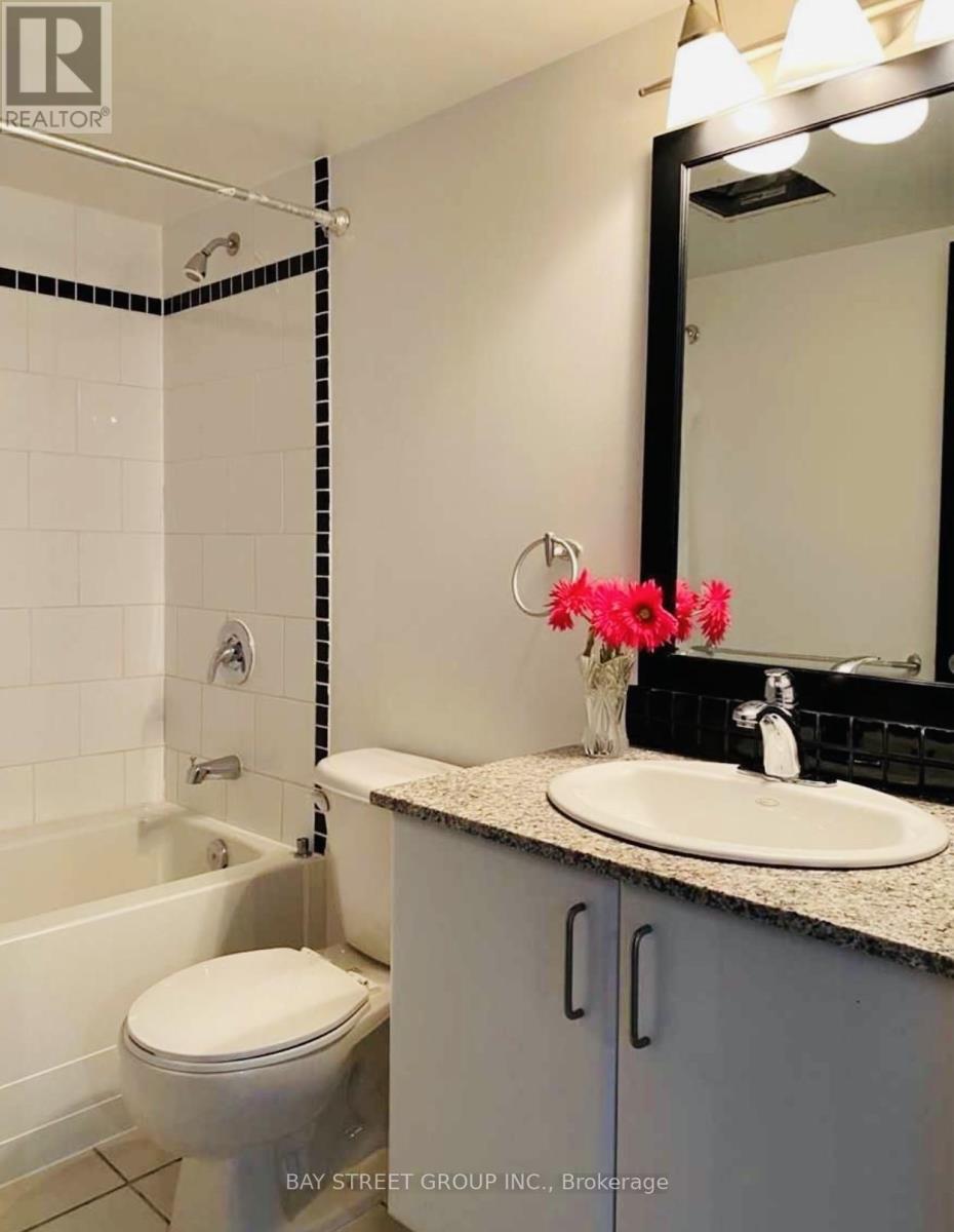 1210 - 33 Sheppard Avenue E, Toronto, Ontario  M2N 7K1 - Photo 5 - C12857662