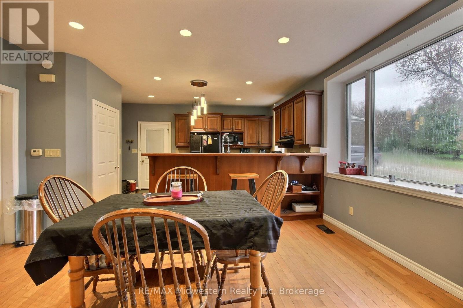 2081 John Street E, Howick, Ontario  N0G 1X0 - Photo 8 - X12843910