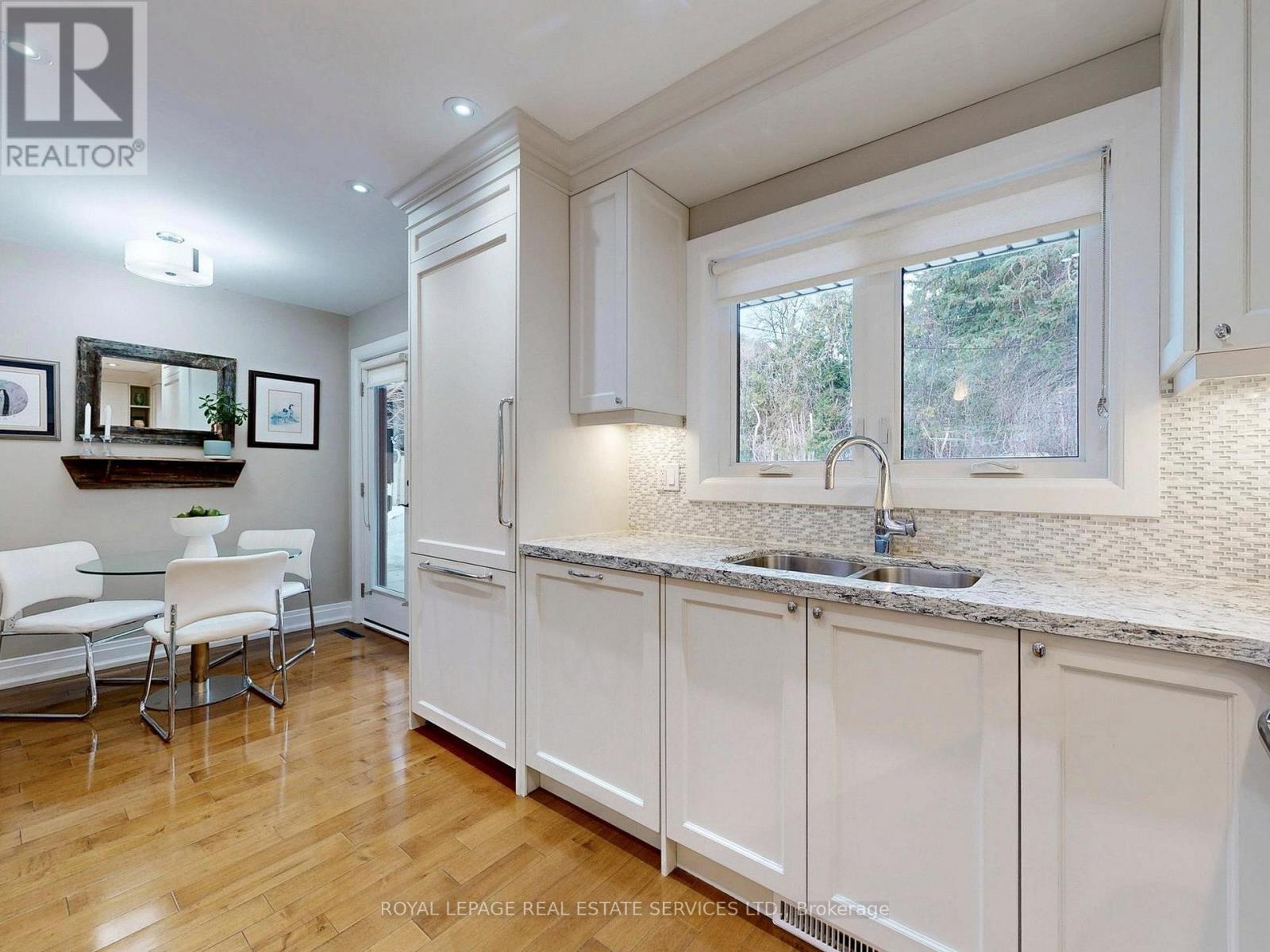 219 Grandview Avenue, Markham, Ontario  L3T 1J3 - Photo 13 - N12857642