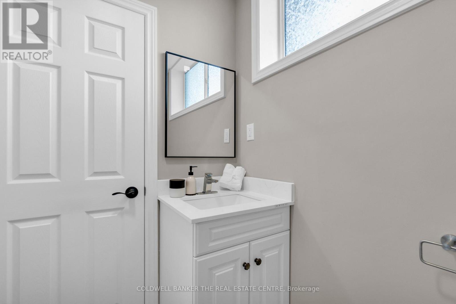 1 - 21 Little Lake Drive, Barrie, Ontario  L4M 7B9 - Photo 10 - S12857634