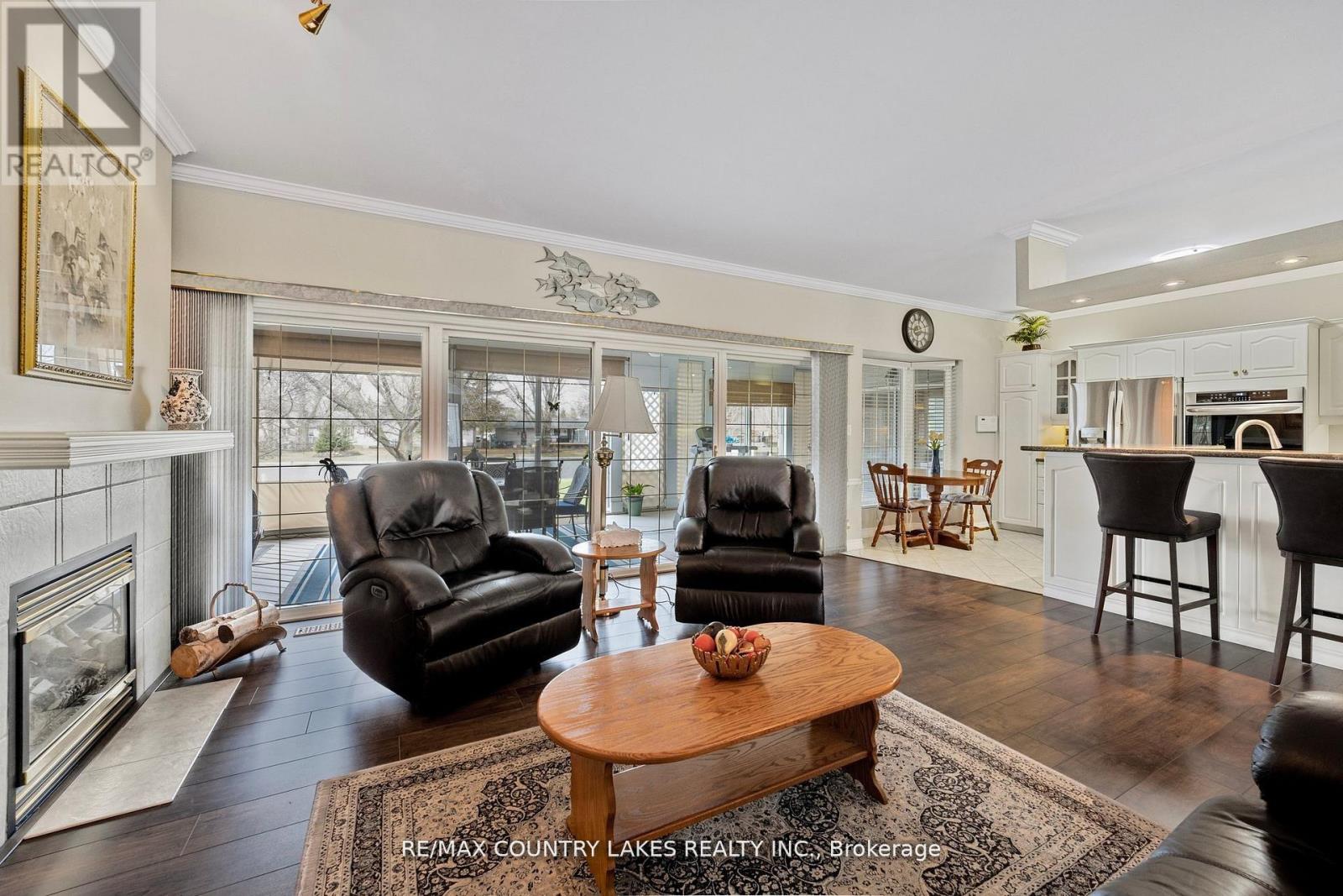 50 Laguna Parkway, Ramara, Ontario  L0K 1B0 - Photo 10 - S12857646