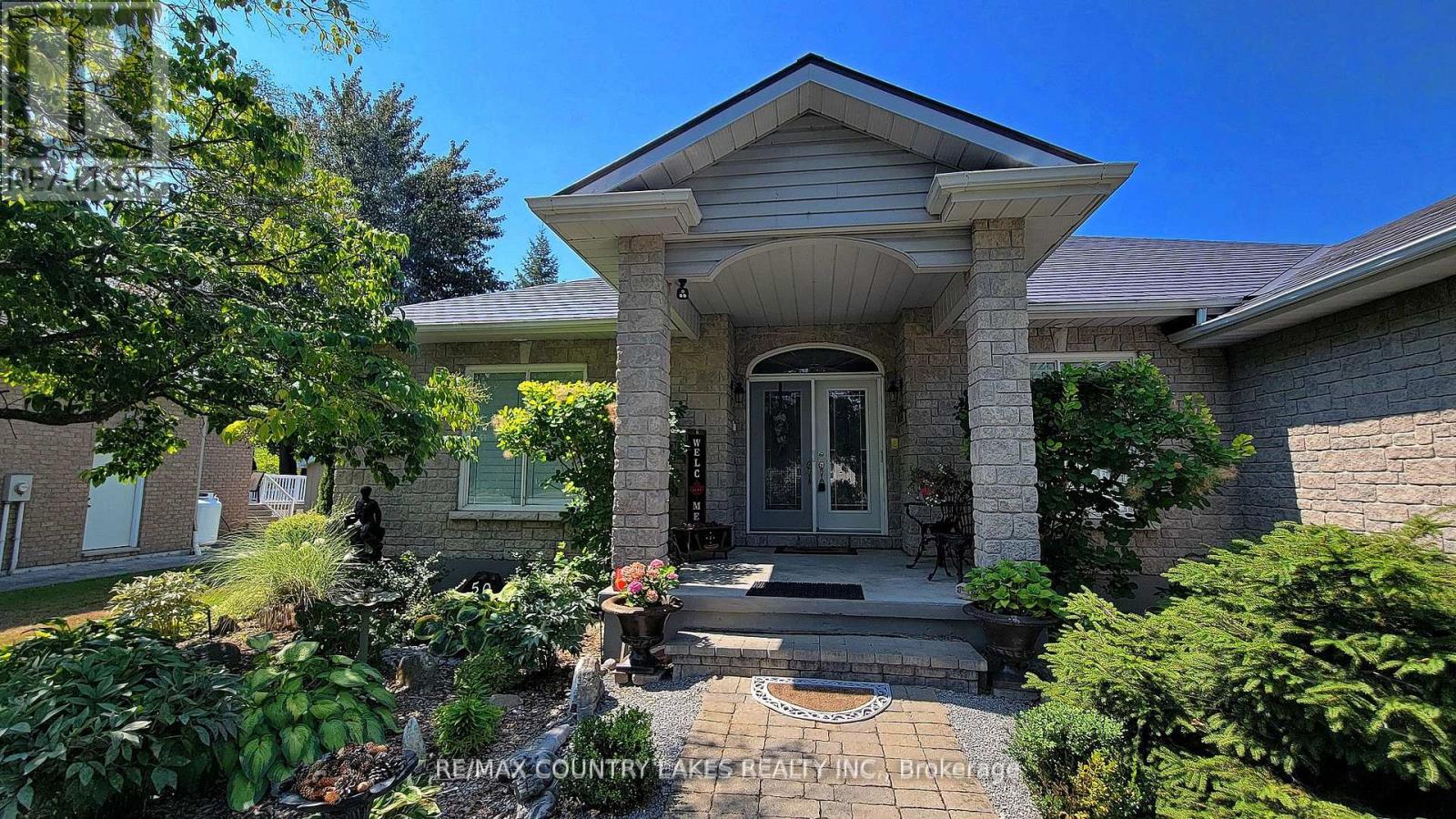 50 Laguna Parkway, Ramara, Ontario  L0K 1B0 - Photo 2 - S12857646