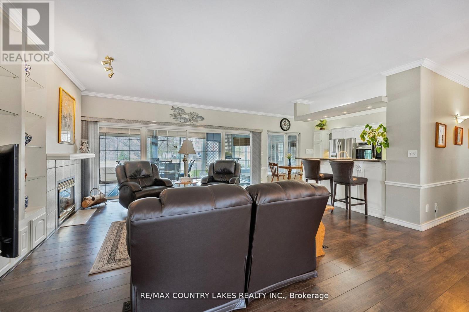 50 Laguna Parkway, Ramara, Ontario  L0K 1B0 - Photo 6 - S12857646