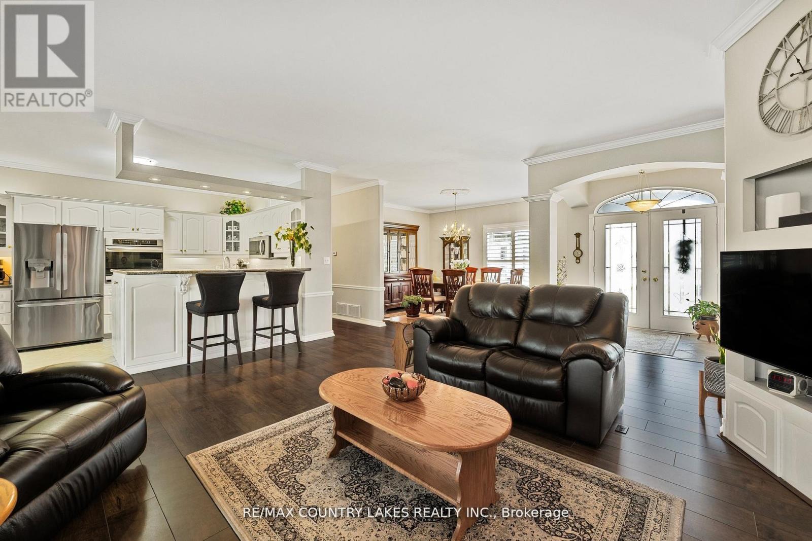 50 Laguna Parkway, Ramara, Ontario  L0K 1B0 - Photo 9 - S12857646