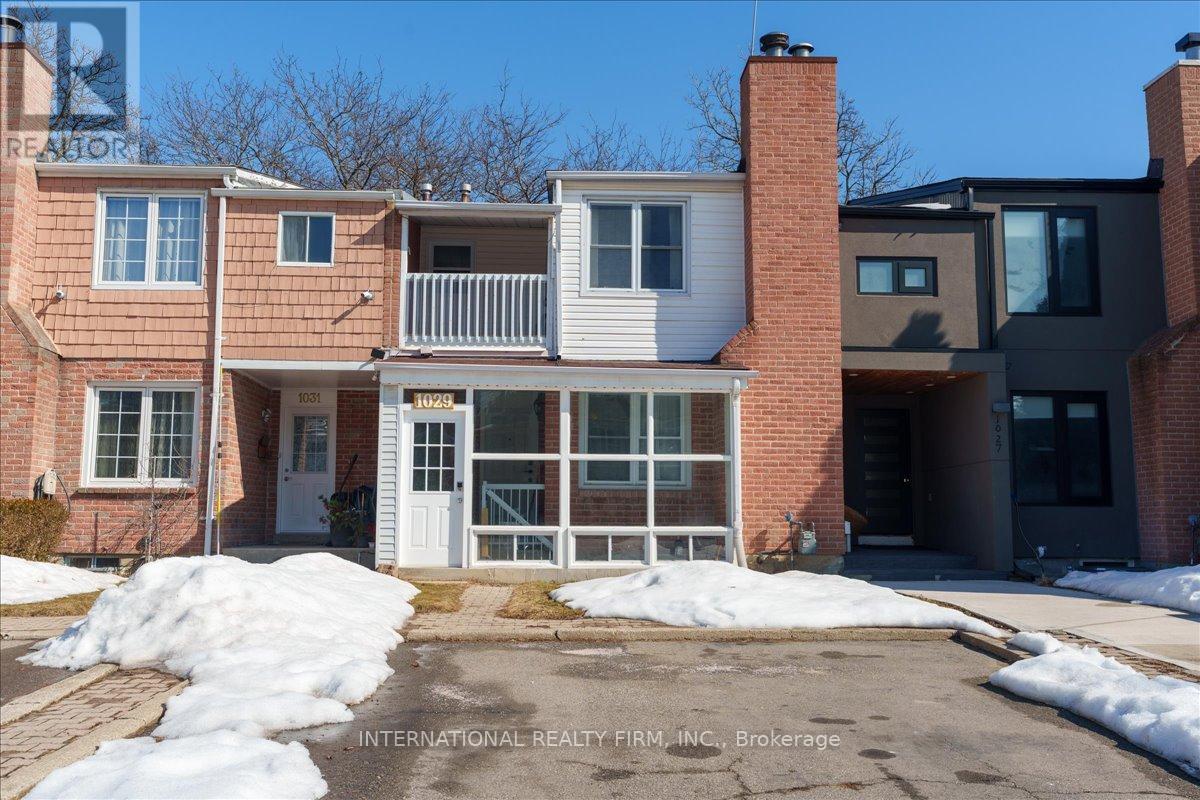 1029 ZANTE CRESCENT, Mississauga, Ontario