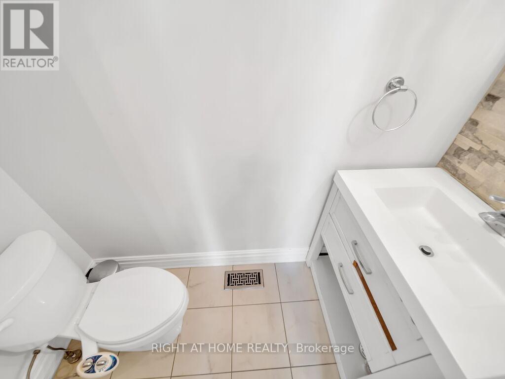 1348 Whitney Terrace, Milton, Ontario  L9E 0B8 - Photo 18 - W12857664