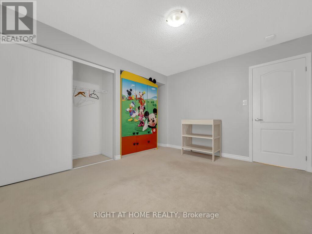 1348 Whitney Terrace, Milton, Ontario  L9E 0B8 - Photo 28 - W12857664