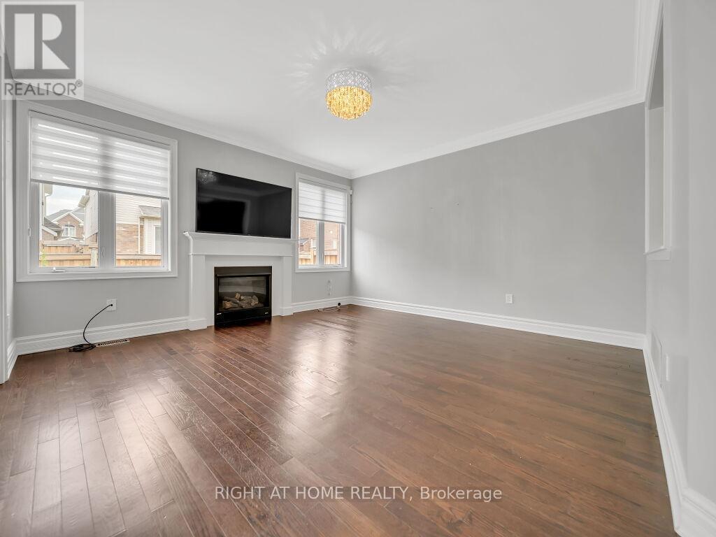 1348 Whitney Terrace, Milton, Ontario  L9E 0B8 - Photo 8 - W12857664