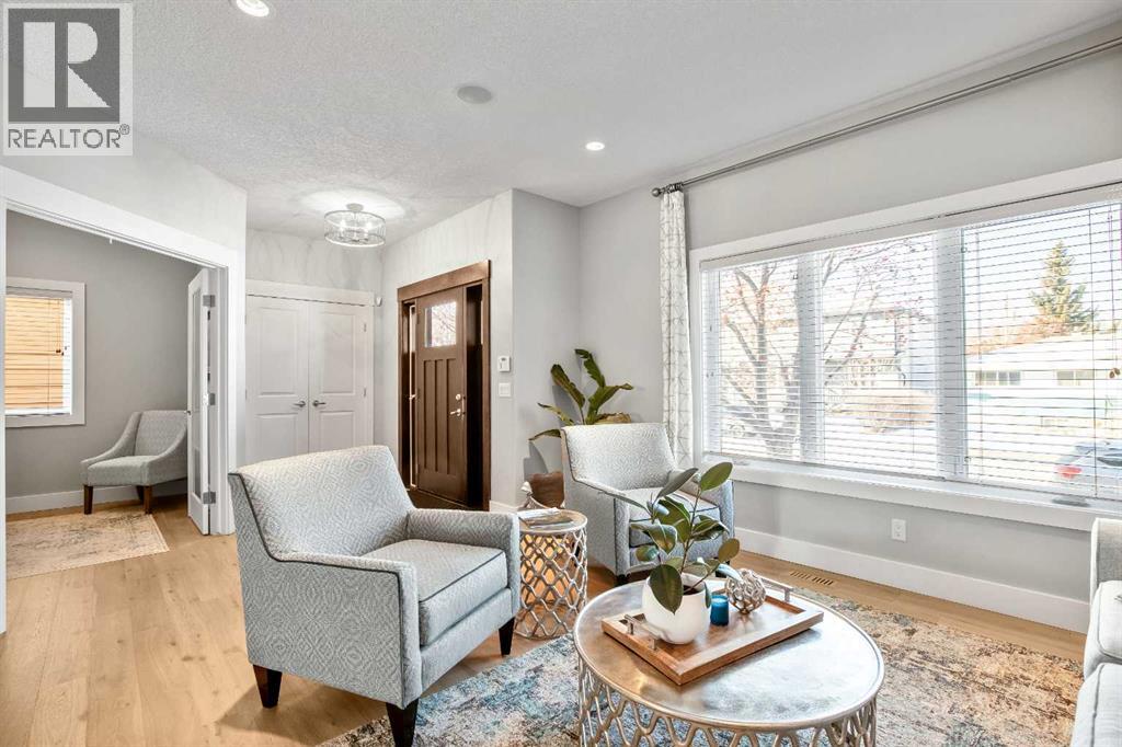 3040 28 Street Sw, Calgary, Alberta  T3E 2J5 - Photo 7 - A2290574