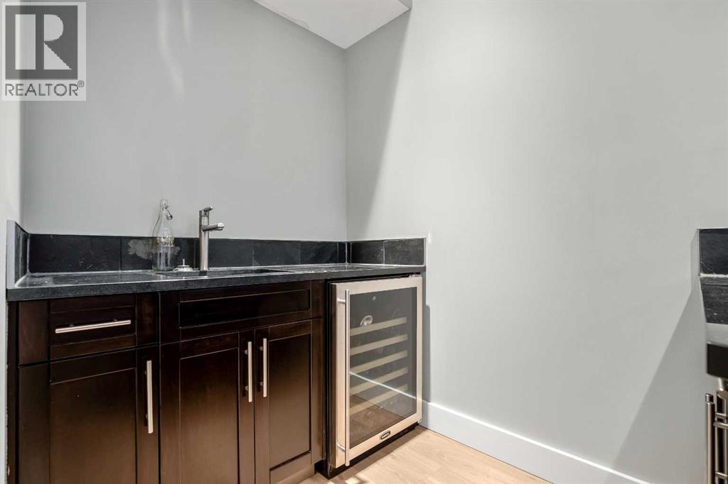 3040 28 Street Sw, Calgary, Alberta  T3E 2J5 - Photo 44 - A2290574