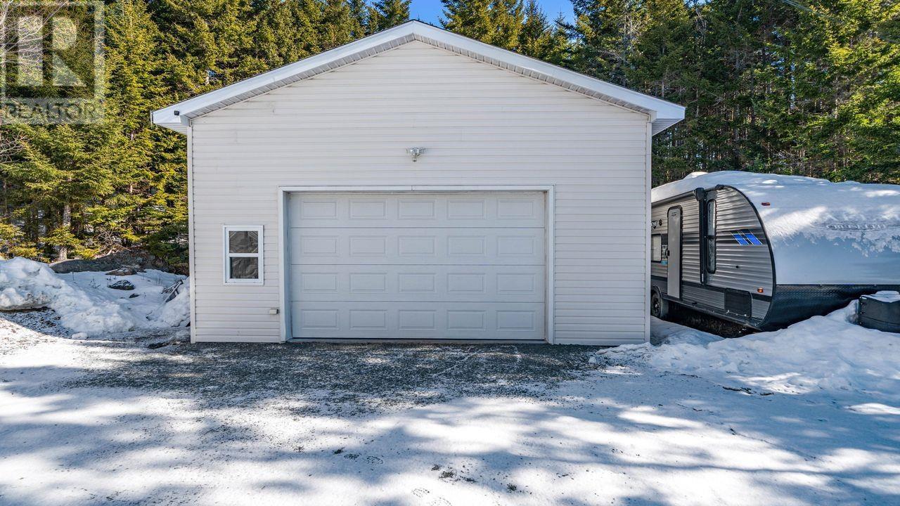 27 Earl Court, Porters Lake, Nova Scotia  B3E 1H8 - Photo 14 - 202603926