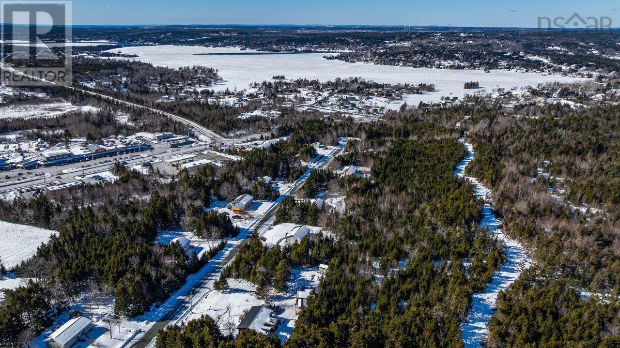 27 Earl Court, Porters Lake, Nova Scotia  B3E 1H8 - Photo 48 - 202603926