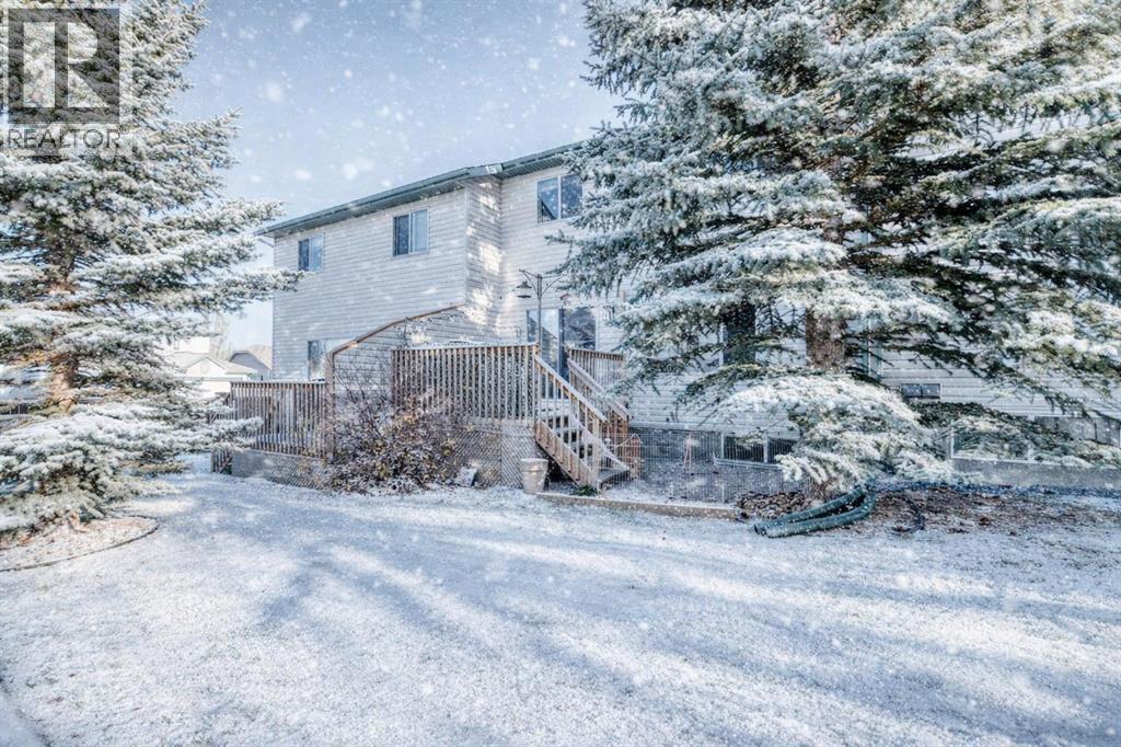 8, 122 Bow Ridge Crescent, Cochrane, Alberta  T4C 1V9 - Photo 3 - A2278590