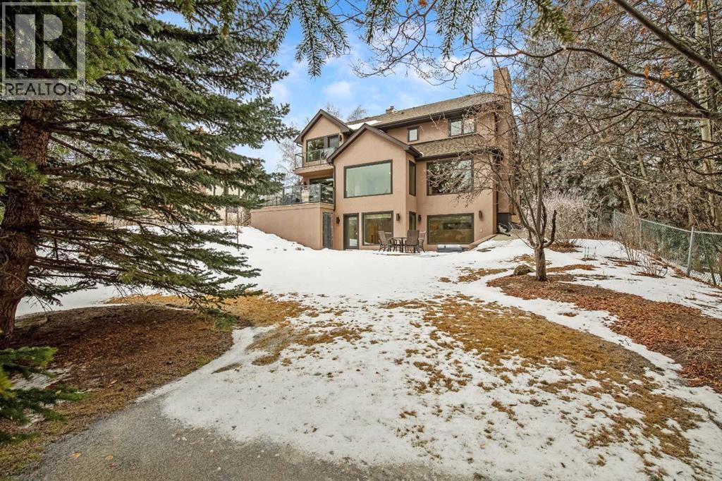 16 Stratton Place Sw, Calgary, Alberta  T3H 1T6 - Photo 5 - A2291243