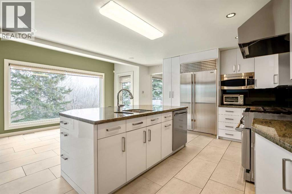 16 Stratton Place Sw, Calgary, Alberta  T3H 1T6 - Photo 23 - A2291243