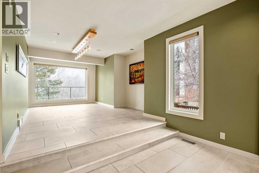 16 Stratton Place Sw, Calgary, Alberta  T3H 1T6 - Photo 14 - A2291243