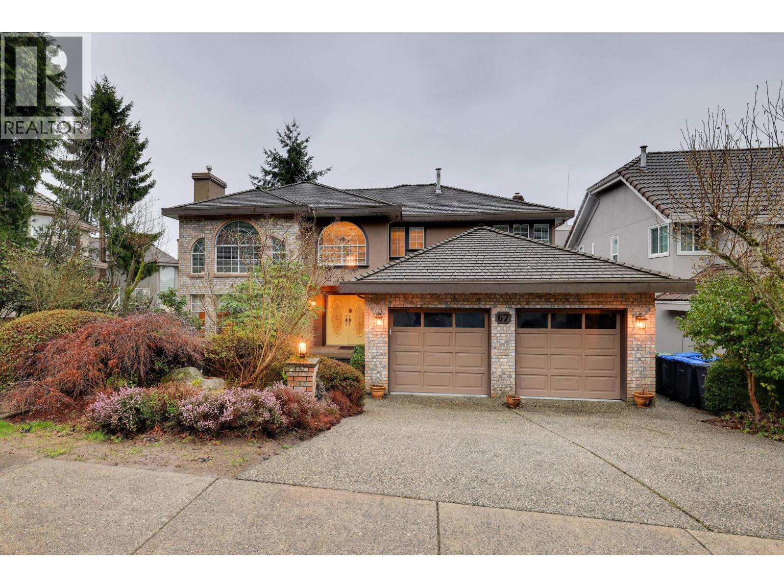 67 Timbercrest Drive, Port Moody, British Columbia  V3H 4T1 - Photo 2 - R3096680
