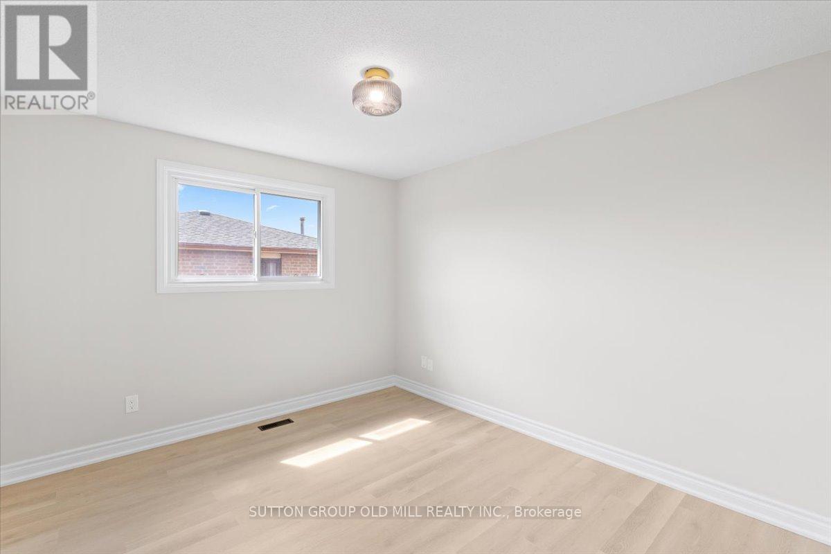 37 Brandy Crescent, Vaughan, Ontario  L4L 3C5 - Photo 21 - N12857700