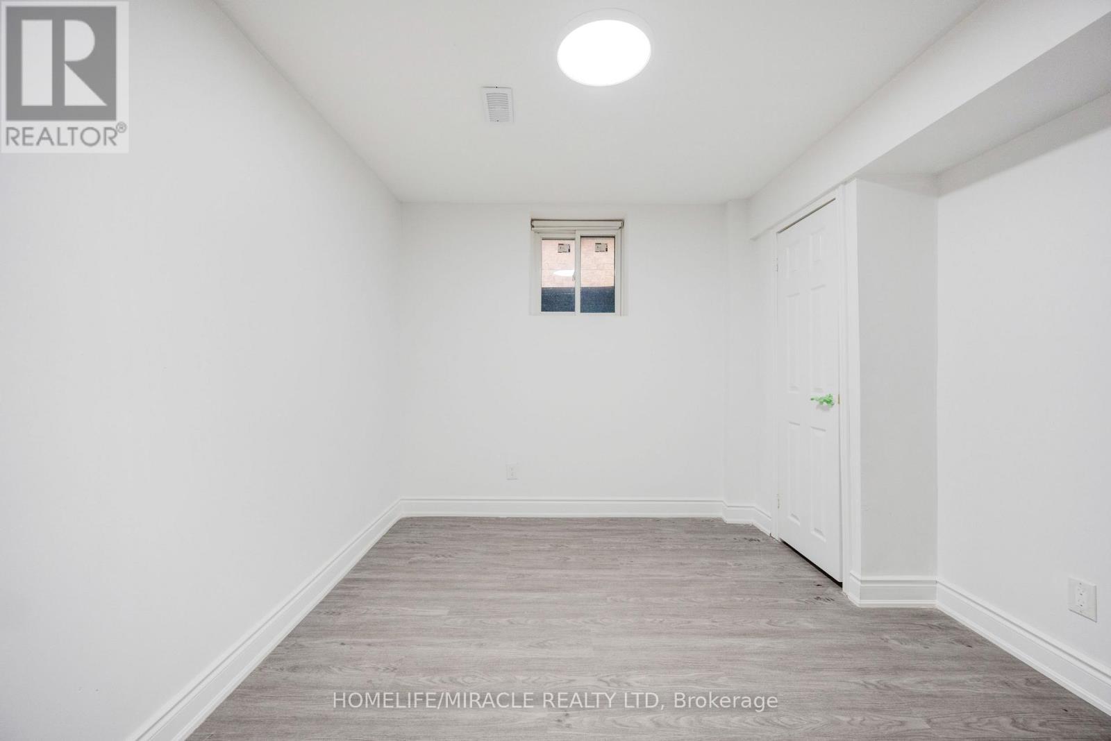 98 Speedwell Street, Brampton, Ontario  L6X 5H1 - Photo 11 - W12838522