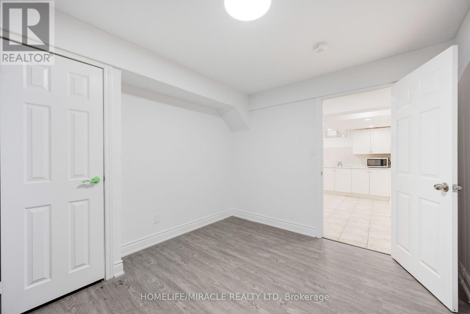 98 Speedwell Street, Brampton, Ontario  L6X 5H1 - Photo 15 - W12838522